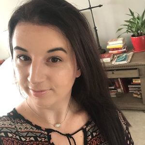 Meet your Posher, Abby